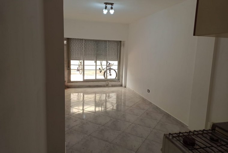 A FARIAS ALQUILA 3 de febrero 1756