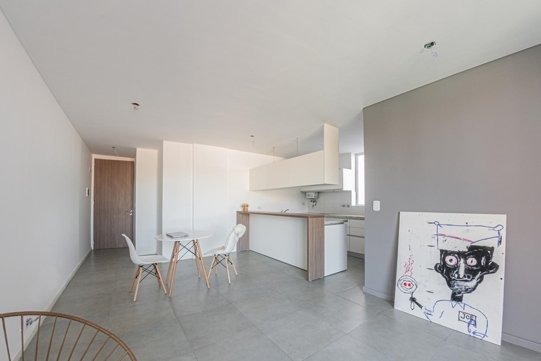 DEPARTAMENTO DE DOS DORMITORIOS VENTA SUM Y PARRILLERO ABASTO ROSARIO