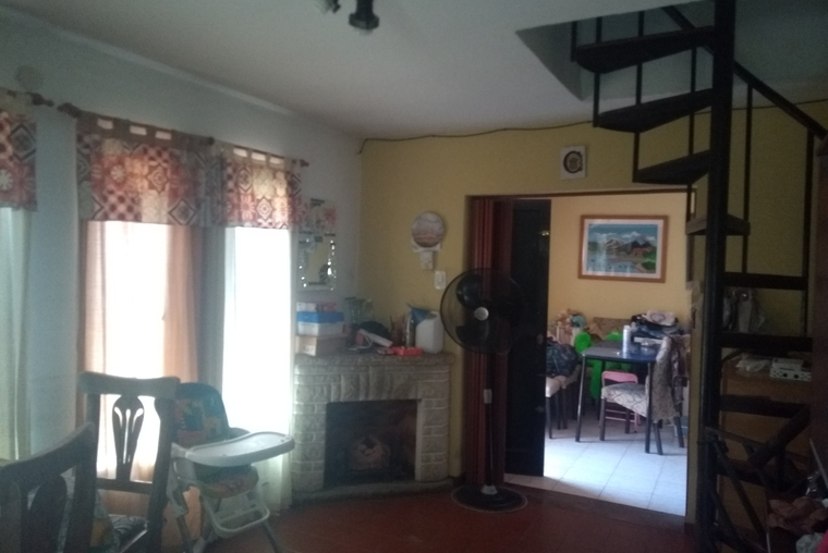 SE VENDE CASA DE PASILLO EN BARRIO BELGRANO  .ROSARIO