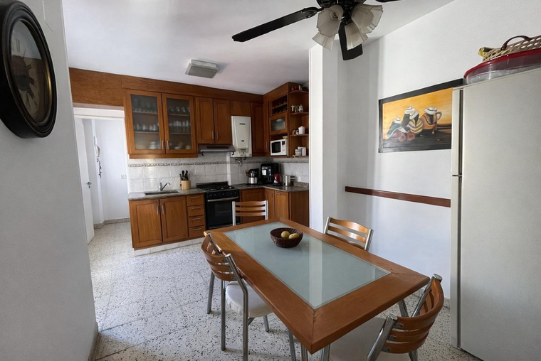 DEPARTAMENTO POR ESCALERA DE 2 DORMITORIOS VENTA BARRIO MARTIN ROSARIO