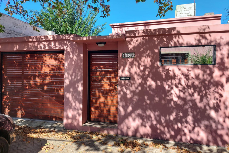 Casa en venta Rosario Azcuenaga 2 dormitorios