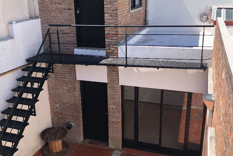 SANCHEZ DE BUSTAMANTE 1200. 2 dormitorios. Amplio. Muy bueno.