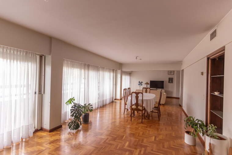 Departamento en venta 4 Dormitorios - Rosario  MACROCENTRO