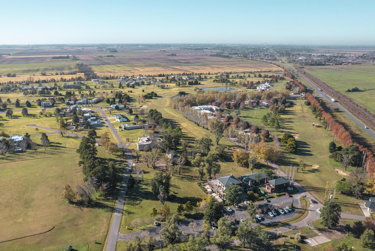 Terreno central con amenities en el mejor Country de Ibarlucea, La Rinconada
