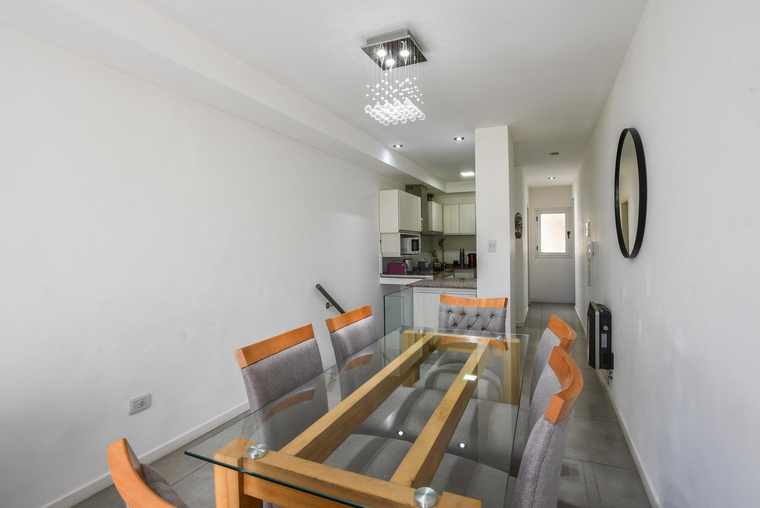 DEPARTAMENTO DUPLEX DE 2 DORMITORIOS VENTA MARTIN ROSARIO