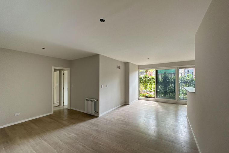 Departamento de 2 dormitorios con patio, cochera y amenities Premium