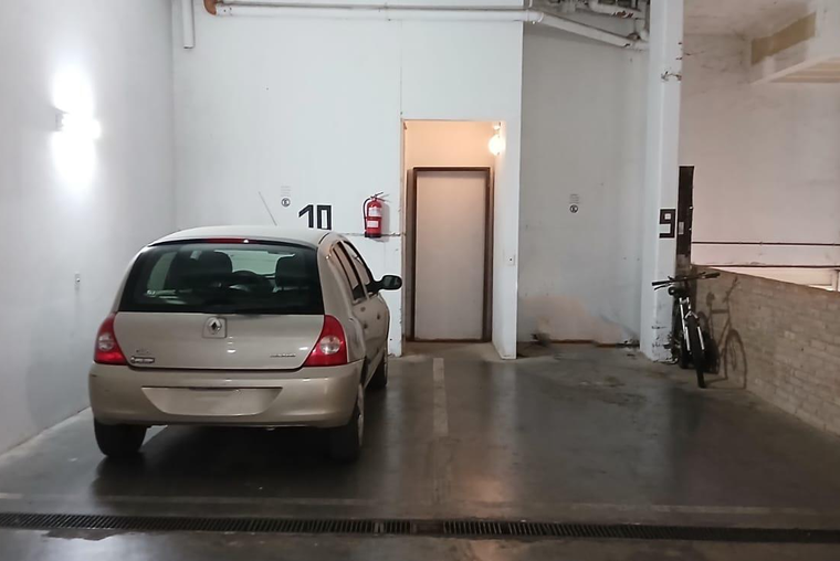 COCHERA EN ALQUILER - LOURDES ROSARIO