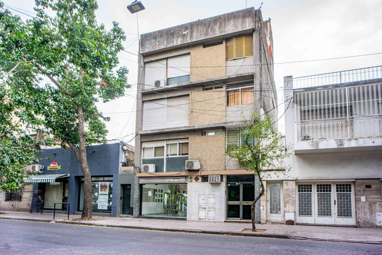 ATENCION INVERSORES. Dorrego - Montevideo. 72 m2. Living comedor. Cocina comedor. Amplio.