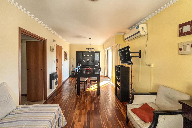 Departamento duplex de 3 dormitorios con terraza exclusiva y pileta