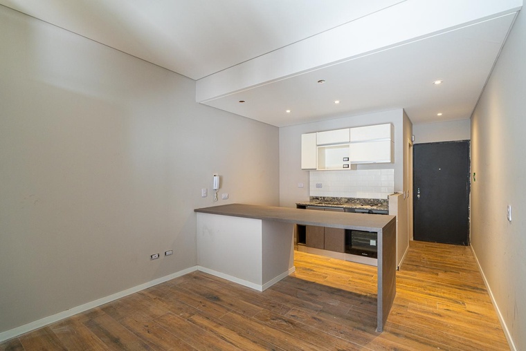 MONOAMBIENTE VENTA PATIO EXCUSIVO PICHINCHA ROSARIO