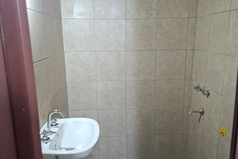 Local comercial vidriado