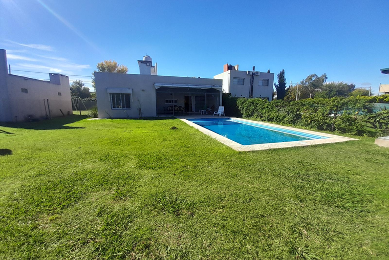Venta Casa  Punta Chacra Roldán 2 Dormitorios Pileta Pemuta