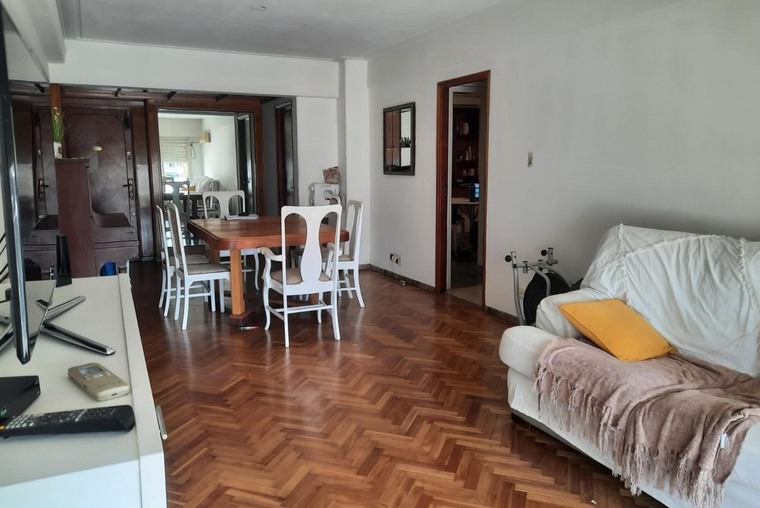 Comodísimo y funcional piso exclusivo 3 dormitorios.