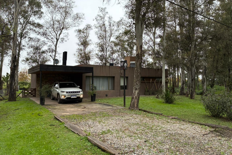 Casa de 1 dormitorio y comodín Pileta Cochera Entorno Único Facilidades