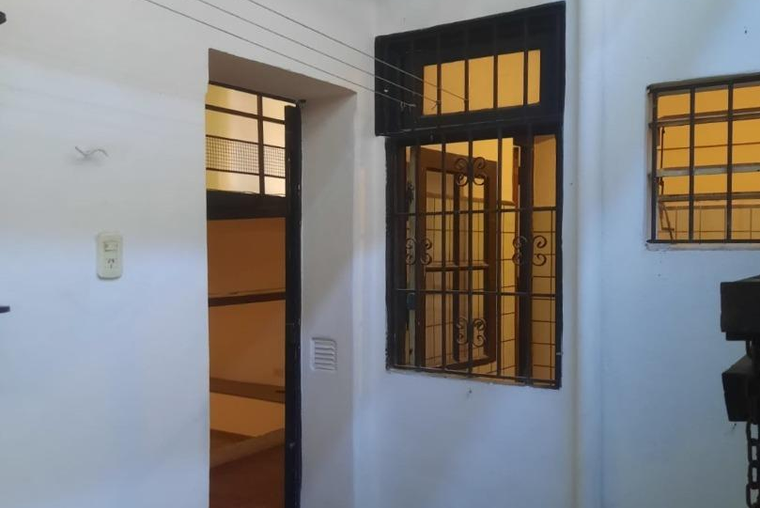 Casa de pasillo, NO ph!!