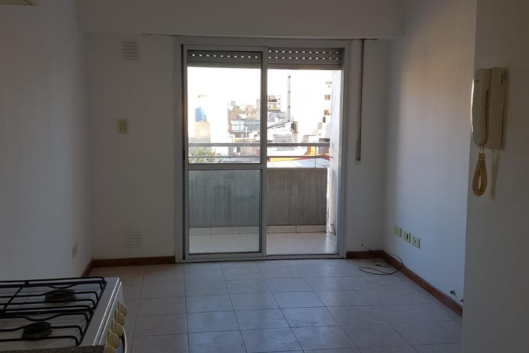 DEPARTAMENTO DE UN DORMITORIO CON BALCON  EN ALQUILER-ROSARIO
