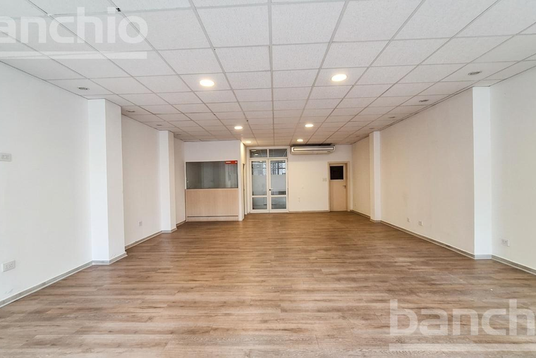 San Lorenzo 1200. Ideal bancos, clínicas u oficinas. Salones. Privados. Cocina. 6 baños.