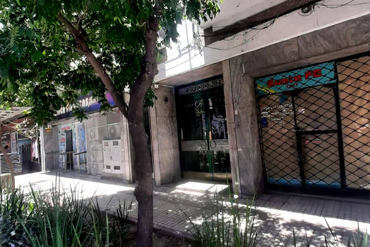 Amplio Dto. con Patios Excelente Ubicación