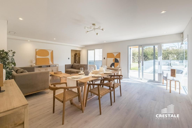 Casa en venta, Funes Hills Miraflores