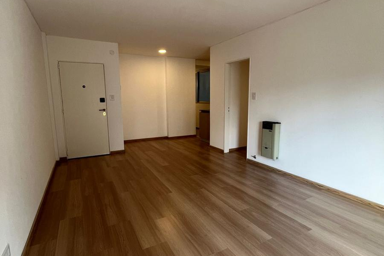 DEPARTAMENTO DE TRES DORMITORIOS VENTA CENTRO ROSARIO