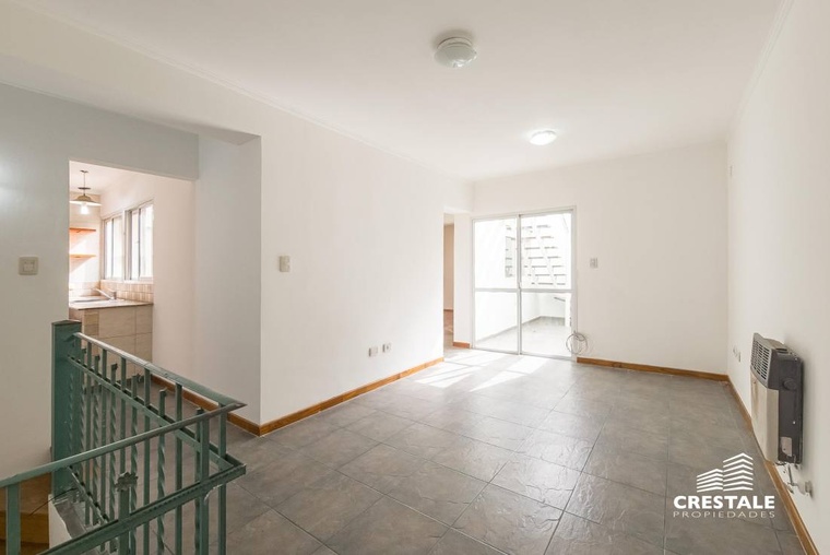 Departamento de pasillo en venta, 3 de Febrero y Santiago