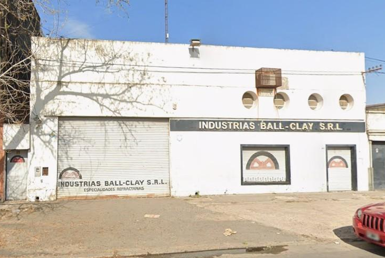GALPON DE 730M2 VENTA DIVERSOS USOS COMERCIALES BARRIO JORGE CURA ROSARIO