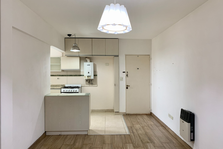 ATENCION EXTERNO. Living comedor. Cocina comedor. Guemes - Moreno.