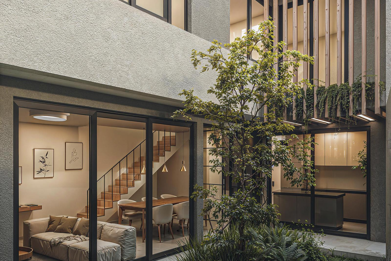 Casa de 3 dormitorios con jardín, quincho y pileta en Pichincha