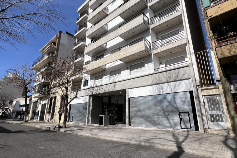 Local en venta, Cochabamba y 1 de Mayo