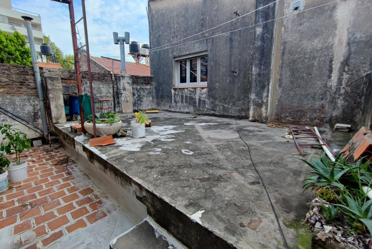 Casa de pasillo en venta Rosario - A reciclar -