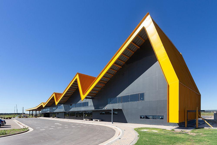 Parque Industrial. Ciudad Industria. 3.000 m2. u$s 85.- el m2. (341-8044444).
