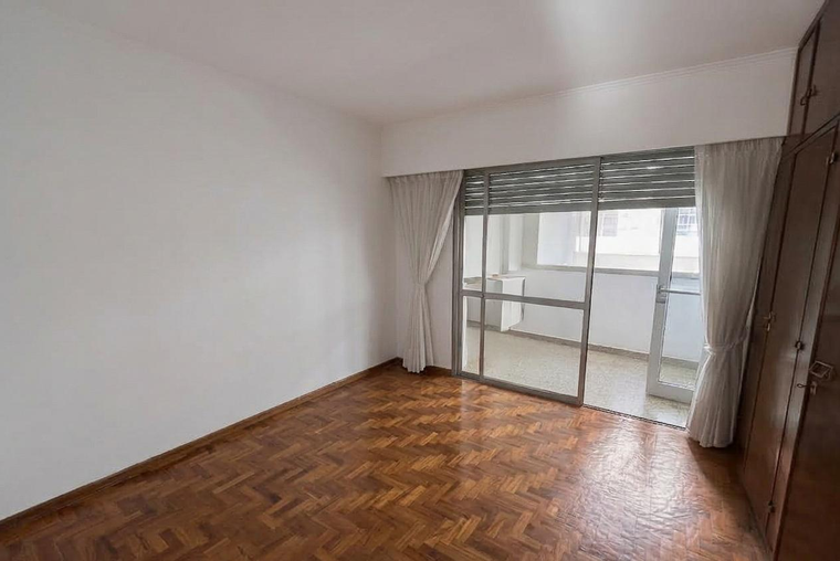 DEPARTAMENTO POR ESCALERA DE 2 DORMITORIOS   COMODIN VENTA BARRIO MARTIN ROSARIO