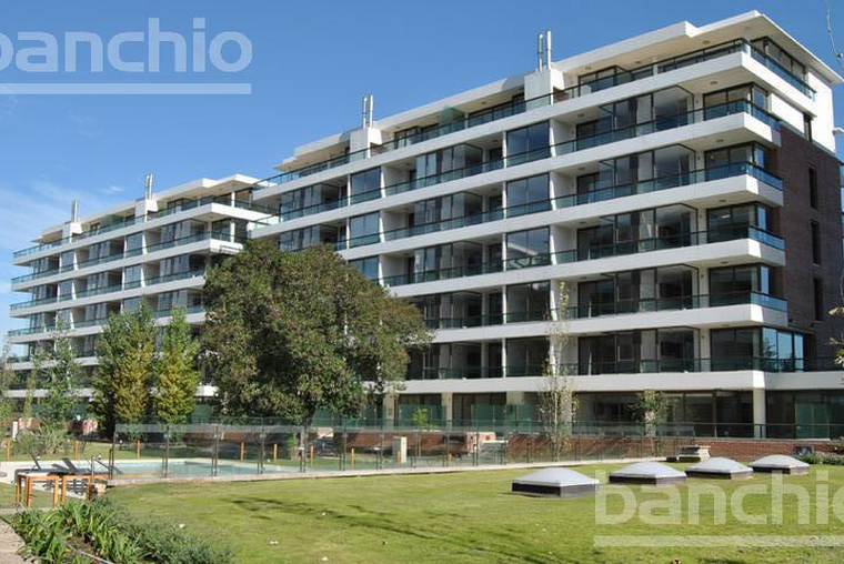 Condominios del Alto. Amplio. Funcional. Balcón con parrillero. Cochera. Inmejorable ubicación.