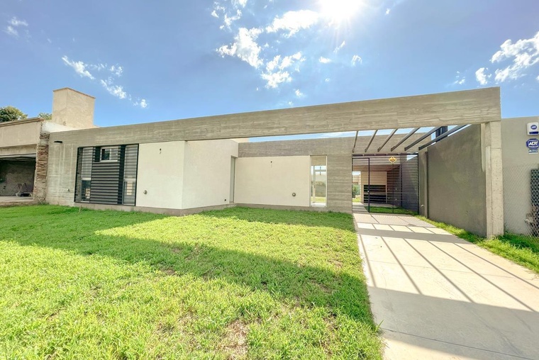 Casa en Venta Funes Don Mateo - Estrenar 3 Dormitorios