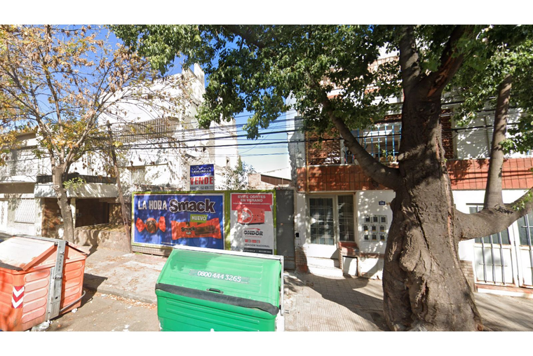 SAN LUIS 3359  - TERRENO  256 M2.  -