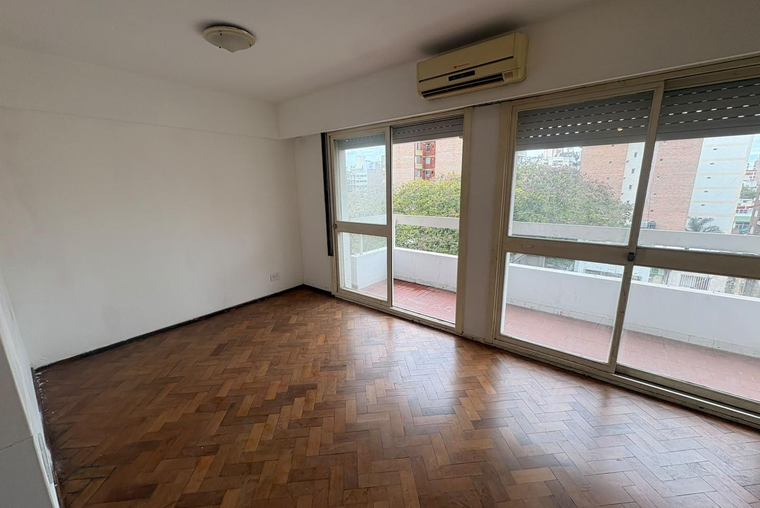DEPARTAMENTO DE 2 DORMITORIOS VENTA BALCON ATERRAZADO CENTRO ROSARIO