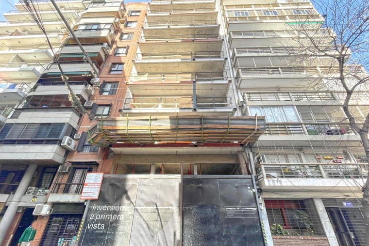 Departamento en venta, 3 de Febrero y Colón