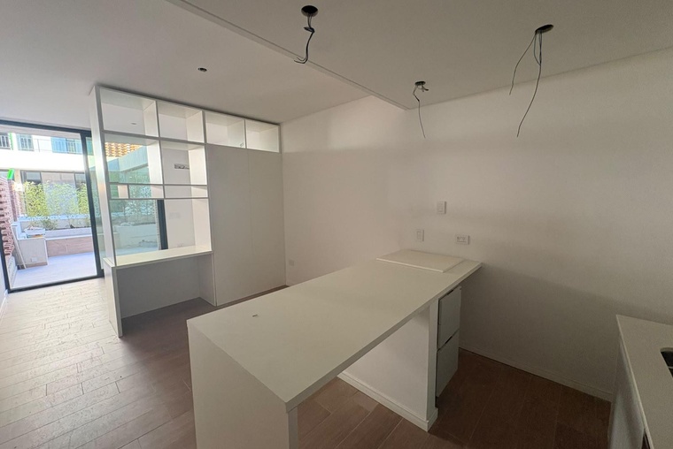MONOAMBIENTE VENTA PATIO EXCUSIVO PICHINCHA ROSARIO