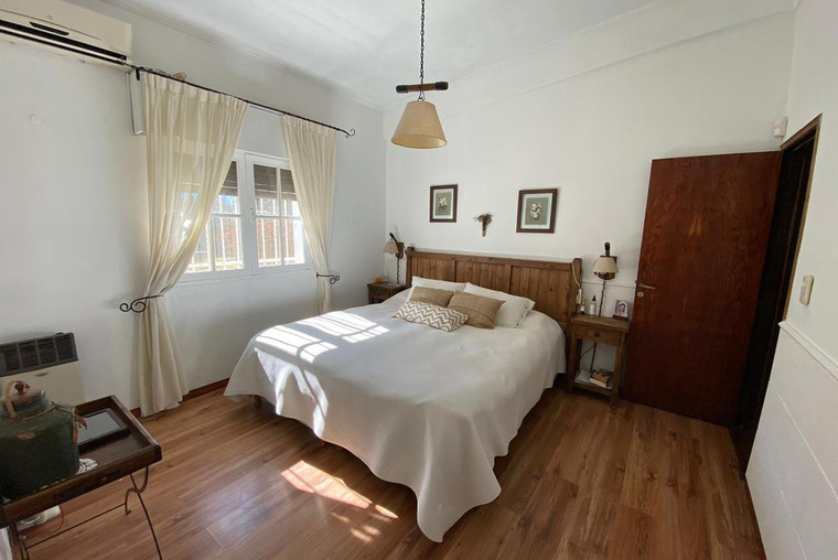 Casa de 3 dormitorios con pileta y parrillero - San Eduardo - Fisherton