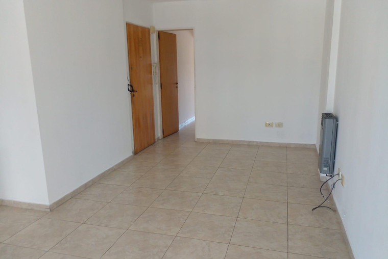 VENTA - Moreno / Urquiza - 1 dorm con coch