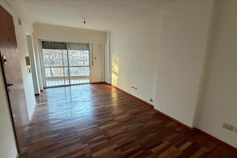 DEPARTAMENTO DE 1 DORMITORIO VENTA ABASTO ROSARIO