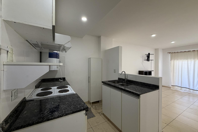 ALQUILER - Pte. Roca / San Lorenzo - 1 dorm