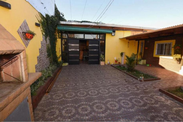Casa en venta, Baigorria - Ituzaingo 1800