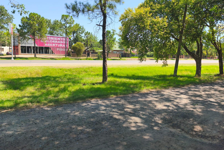 Terreno en venta Funes