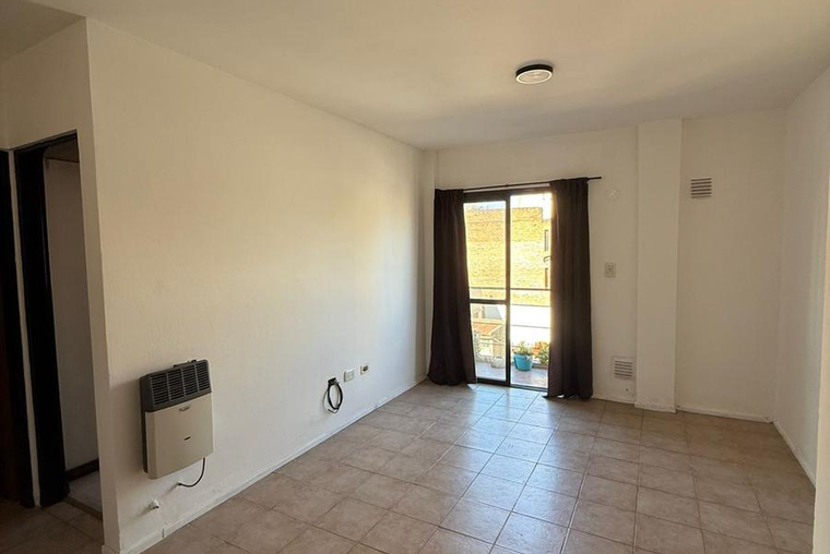 DEPARTAMENTO DE UN DORMITORIO POR ESCALERA ALQUILER LUIS AGOTE ROSARIO
