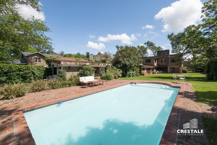 Casa en venta, Bv. Argentino y Maradona