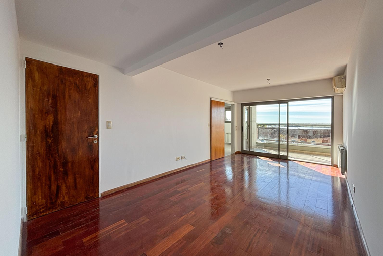 Departamento de 2 dormitorios con cochera, amenties y vista al río