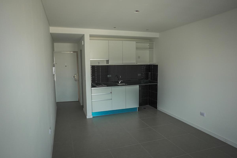 MONOAMBIENTE VENTA SOLARIUM Y PARRILLERO REP. DE LA SEXTA ROSARIO