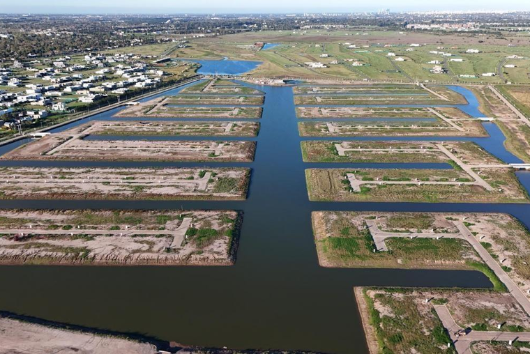 TERRENO DE 503M2 VENTA VISTA AL LAGO BARRO CERRADO FUNES