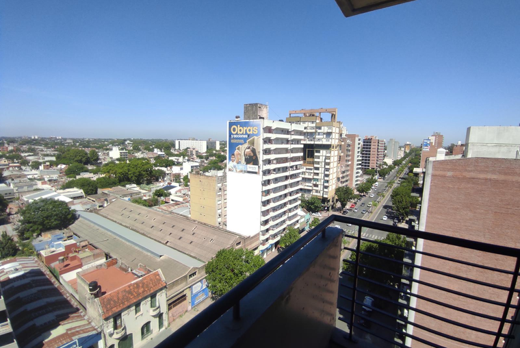 Bv. 27 de Febrero / Av. Corrientes - 2 dorm